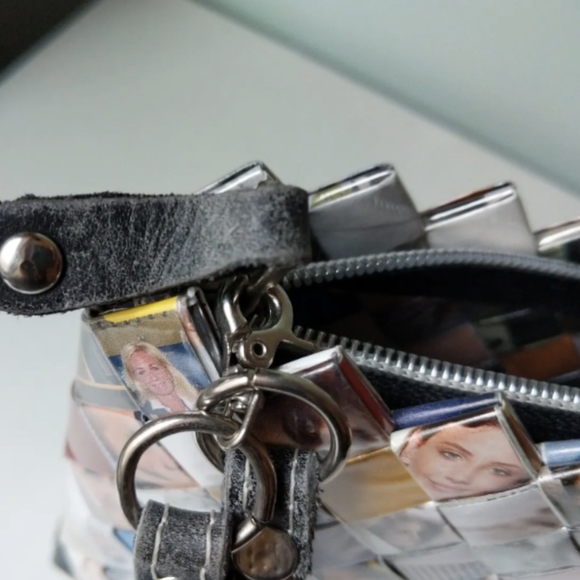 Wristlet/ clutch purse, recycled magazine art - Picture 7 of 7